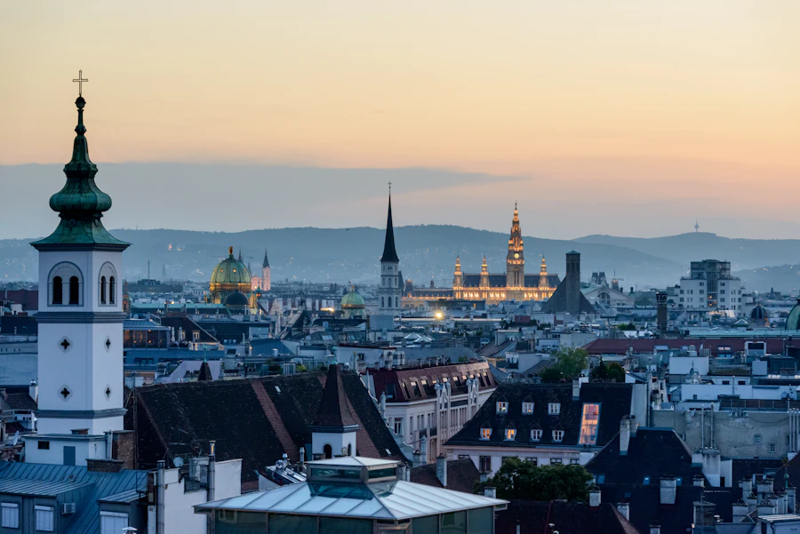 Dächer einer europäischen Stadt